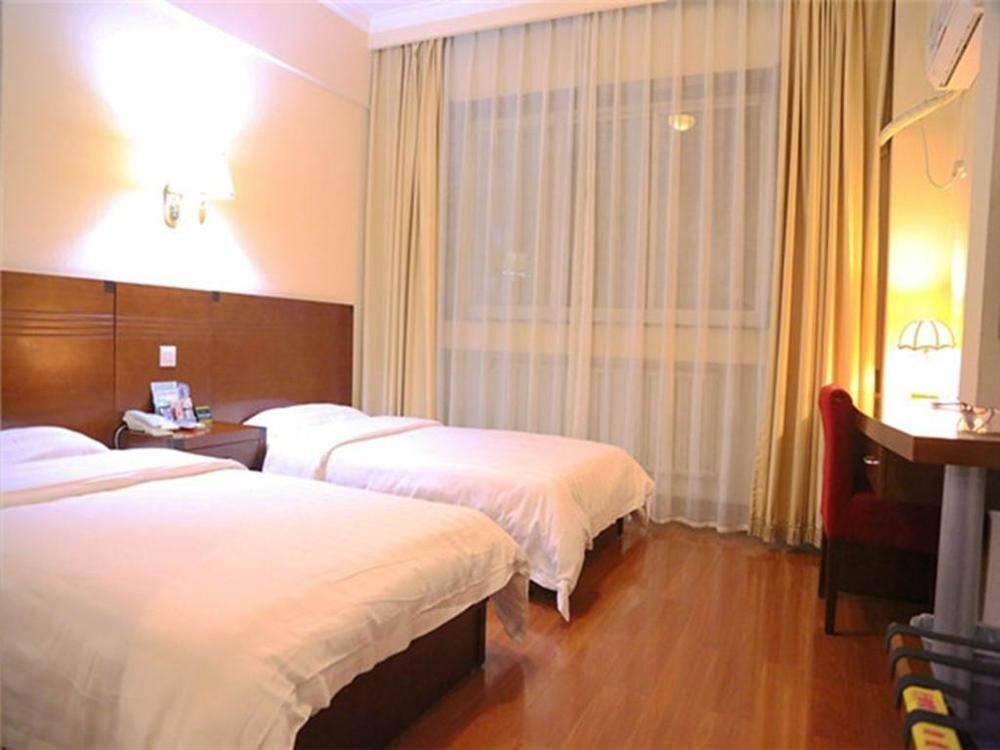 Tianjin Jingjin Hotel Екстериор снимка