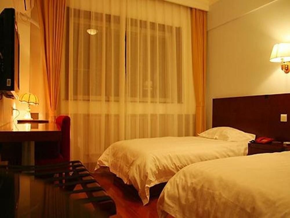 Tianjin Jingjin Hotel Екстериор снимка