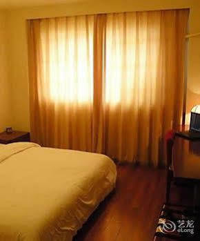 Tianjin Jingjin Hotel Екстериор снимка