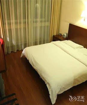 Tianjin Jingjin Hotel Екстериор снимка